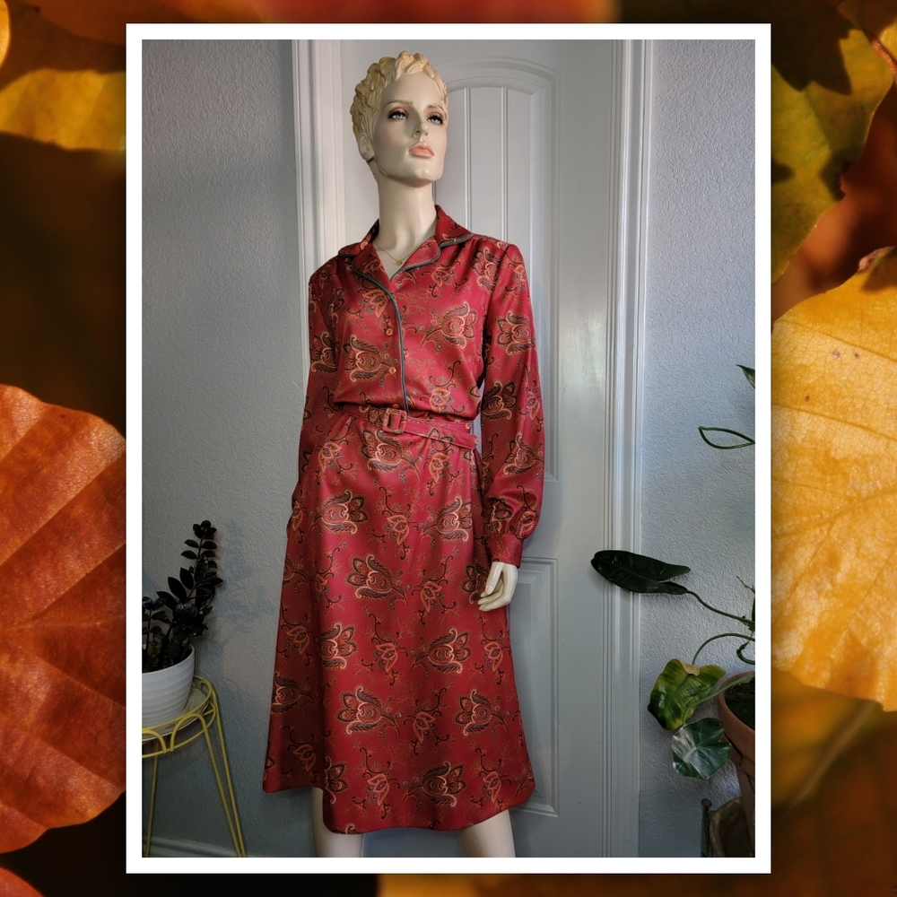 vtg 70s Montgomery Ward orange belted floral paisley fit flare secretary…